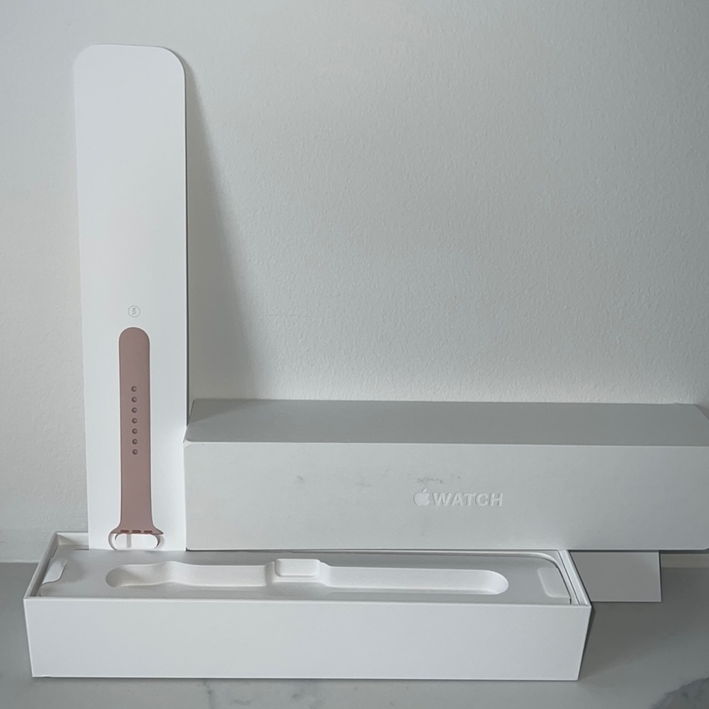 Apple watchband, And box